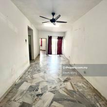 Pangsapuri  opal apartment u5 subang bestari 