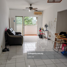 Saraka apartment for sale rm325k Basic, Very well kept. 900sf 3r2b 