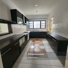 Tight security, easy access, 7 minutes walking distance to Mrt station
