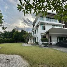 Big Land, Gated & Guarded, Freehold