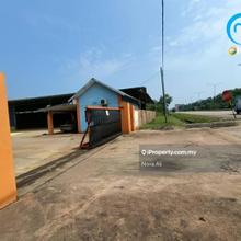 Warehouse Sg.Ular, Jalan Kuantan - Kemaman , Kuantan Pahang