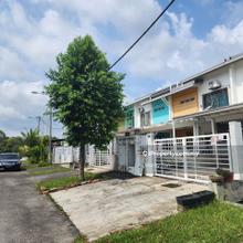 Double Storey Bromelia Teracce Baisc unit