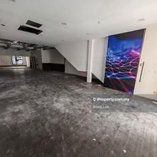 Ground Floor Shop 