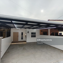 Freehold 1 storey terrace house for sale in Batu berendam