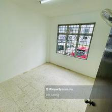 Ground Floor Unit For Sale, Kiambang Apartment Puchong