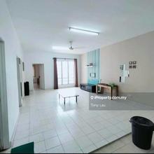 Family friendly Prime Location @ Kristal Condominium Sek 7, Shah Alam