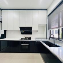 Terrace house for Sale
