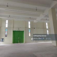 Brand New Warehouse for sale with easy access to Kesas