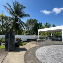 Bungalow house 