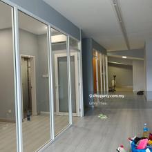 Shop / Retail /  Facing main road, Can put Side Board 