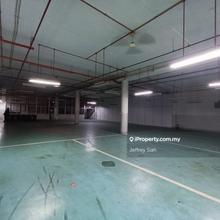 Prime location commercial space 