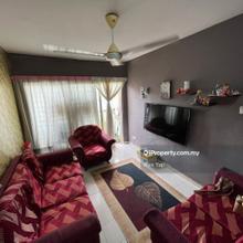 Leasehold With Strata! Good Condition! Good for Own Stay & Investment!