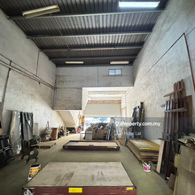 Kepong Taman Sri Ehsan 1.5 Storey Link Factory for Rent