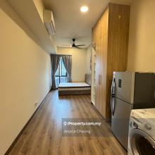 Fully furnished studio with one carpark, move in Nov!