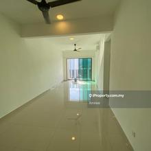 Best Unit Forestville 1000sf Fully Reno & Unfurnished 2 Car Park