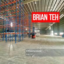 45ft High Ceiling