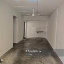 Flat bunga daisi Low Medium Cost Apartment