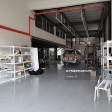 Detached factory, extra space