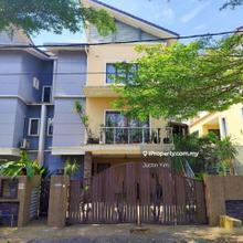 Bank lelong listing Taman Puncak Saujana 2.5 Storey Semi D for auction