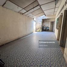 Cozy 1st Floor Taman Senawang Jaya Shoplot In Jalan Berlian Seremban