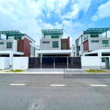 Seri Austin Height 3 Storey Bungalow House, 52x90ft, G&G, 6 Beds