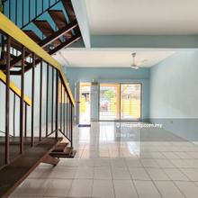 Double storey House Taman Lestari Putra for Rent