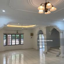 Double Storey,Good keep  bukit rahman putra, Sungai Buloh