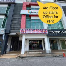 Kuantan commercial centre 4 Rd Floor up stairs for rent