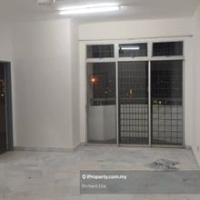 Well Maintained Lagoon Perdana Apartment Bandar Sunway