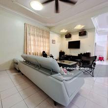 Taman Bukit Indah double storey endlot with 5 ft land