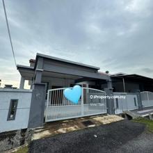 Corner Endlot 1 Storey Terrace Rare unit available For Sale