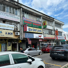 3 Storey Intermediate Shop For Sale