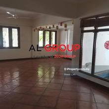 Double Storey Semi-D House at Greenlane For Rent