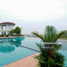 Brand new, 3 min walk to LRT station