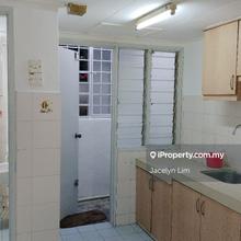 Apartment-Saujana Damansara Shop For Sale