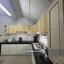 1.5 Storey Corner Extended Renovated Gated Guarded 