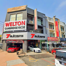 I'm a commercial focused agent with years of experience.