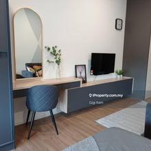 Expressionz Professional Suites Unit For Sale