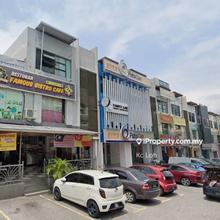 Putra Walk 3 Sty Corner Shop For Rent Sri Kembangan Facing Main Road
