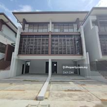 Terrace house for Sale