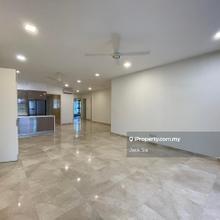 Big Layout unit in Embassy Row