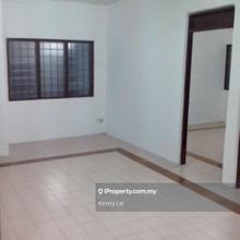 Glen Court Bandar Sungai Long