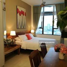 Best Rent Centrestage Designer Suite Sek 13 PJ Studio Near Lrt
