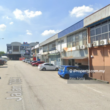 1.5 Storey Terrace Factory For Sale