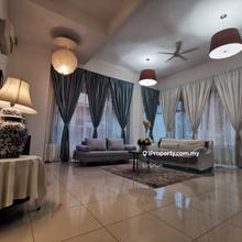 Near to Parks and Lake. Resort Feel and Cosy for small family