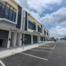 Taman Industri Jaya, 1.5 Storey Semi D Factory for Sale