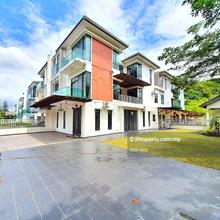 Indah Heights (opposite Mutiara Rini) @ 3 Storey Cluster House Corner