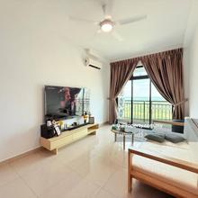 Optimus Medini - 3 Bed 2 Bath
