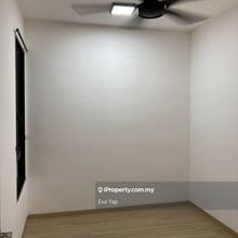 Partly furnish, High floor, vacant and ready