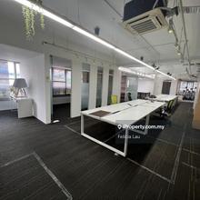 Prime office with low density for Rent